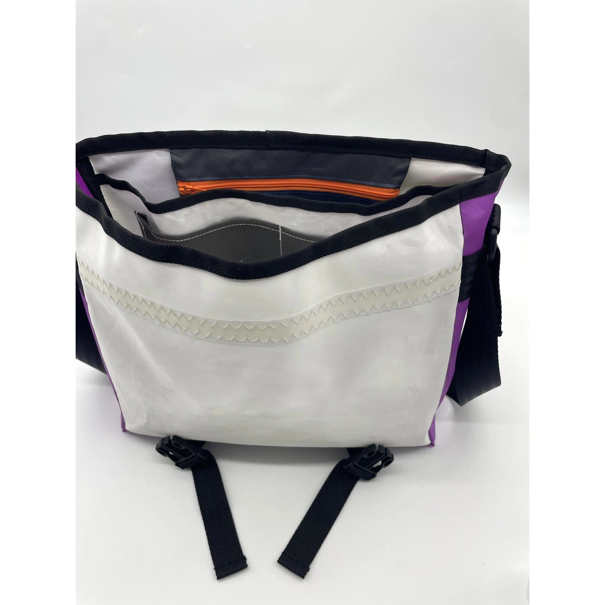 #Messenger Bag L- Segeltuch